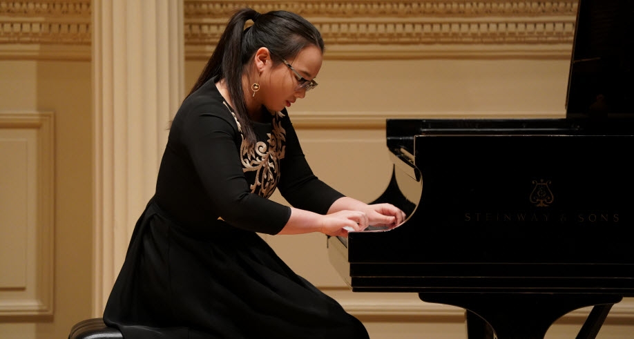 Celine Kang - Concert Pianist